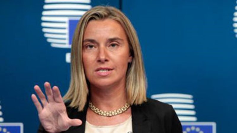 Iranpress: EU criticizes US over its tries to make a new Nuclear Deal with Iran