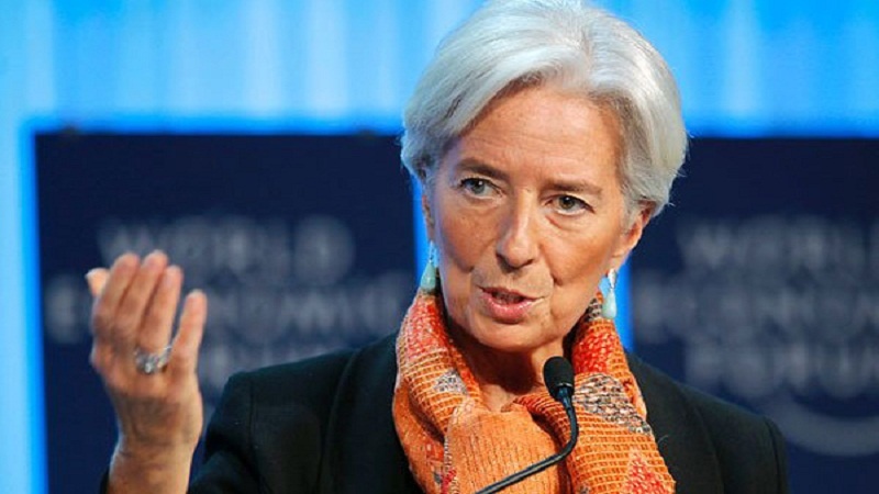 Iranpress: IMF warns over US-China trade impact on global economic output