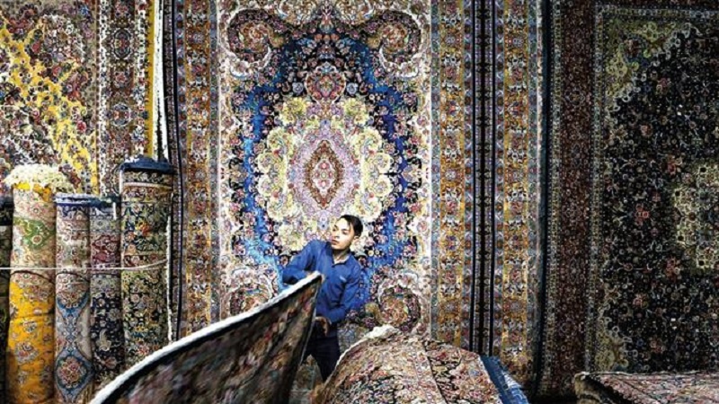 Iranpress: معرض السجاد الإيراني في إقليم كردستان