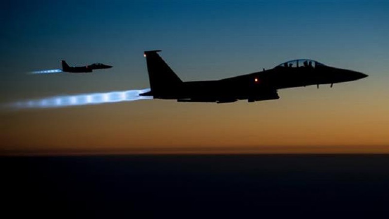 Iranpress: Civilians die in new US-led airstrikes on Deir Ezzor, Syria