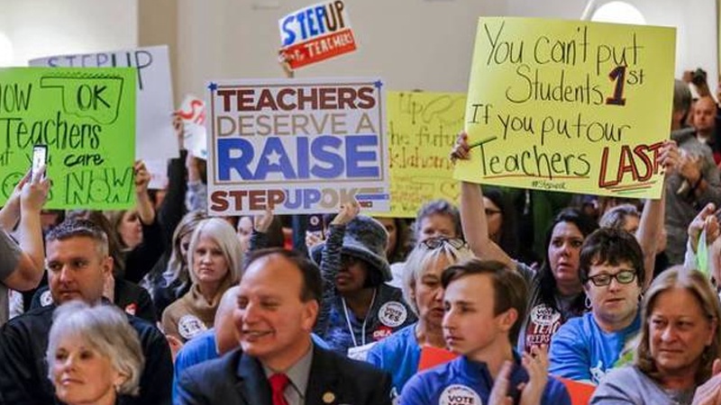 US Teachers Protest, Demanding Better Pay