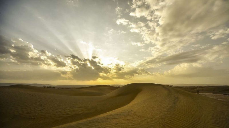 Iranpress: لأول مرة.. بيرجند تستضيف مؤتمرًا سياحيًا دوليًا تحت عنوان "سياحة صحراء لوت"