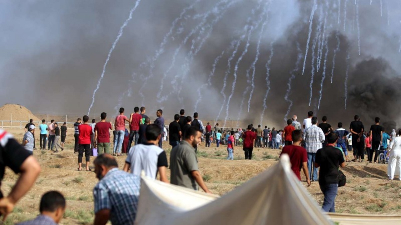 Iranpress: Zionist army attacks Gaza where Palestinians stage weekly protest