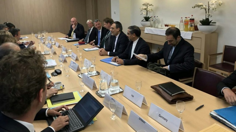 Iranpress: Third round of Iran-European discussions over Yemen