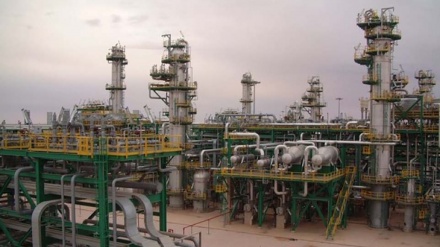 Libya warns against closure of oilfield airport