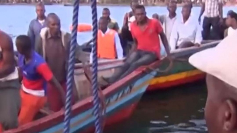 Iranpress: At least 160 dead in boat accident in Tanzania