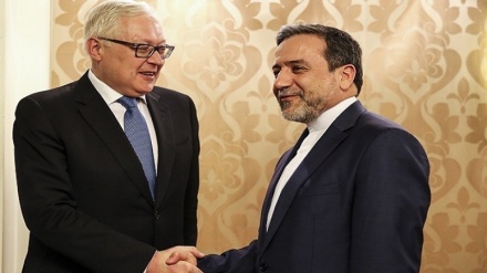 Deputy foreign ministers Araqchi, Ryabkov meet and discuss the nuclear deal