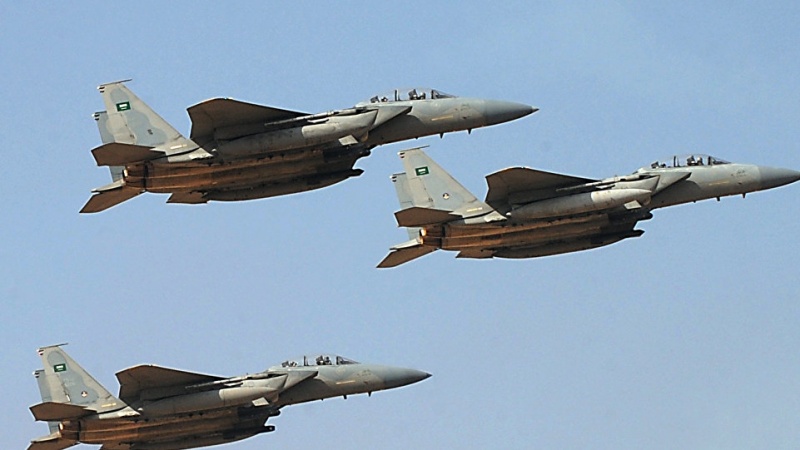 Iranpress: US Resupplied Aircraft with 95 Million Pounds of Fuel Near Yemen