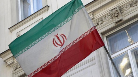 Iran's embassy in Vienna issues statement after refugee suicide attempts