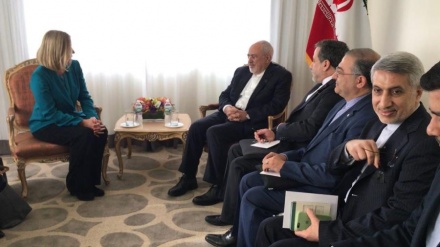 Mogherini  holds  meeting  with Iran FM  in NY