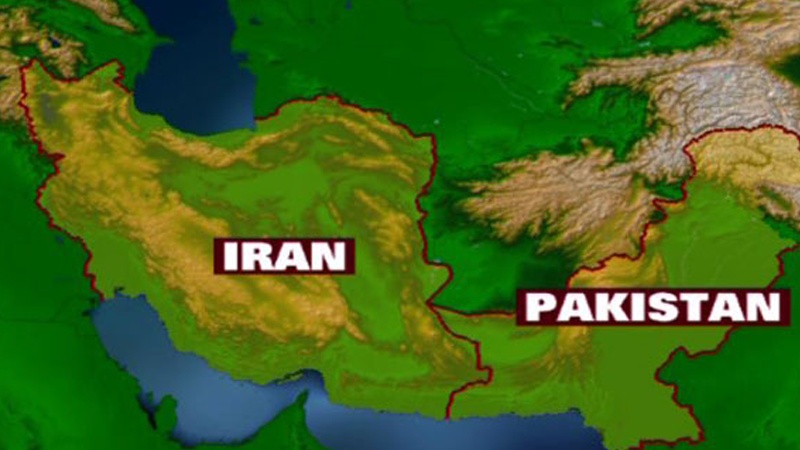 Iranpress: IRGC commander: Third party trying to upset strong Iran-Pakistan ties