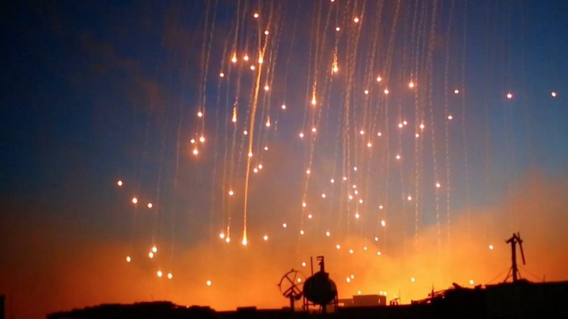 Iranpress: US-led coalition uses banned white phosphorus bombs on Deir-Ezzor