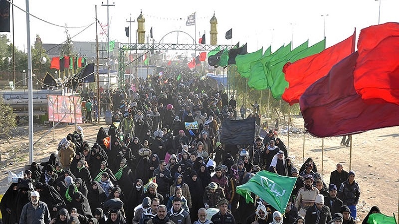 Iranpress: Police chief: Some Arbaeen pilgrims return after performing 