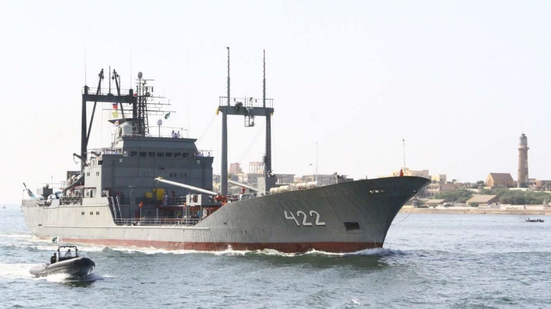 Iranpress: Iranian Navy sails to Karachi Pakistan with message of friendship and goodwill