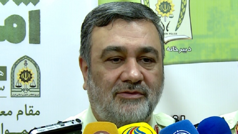 Iranpress: Iranian commander: Law Enforcement Force arms with modern technology