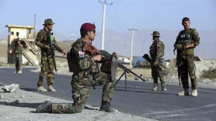Taliban kill at least 10 police in central Afghanistan