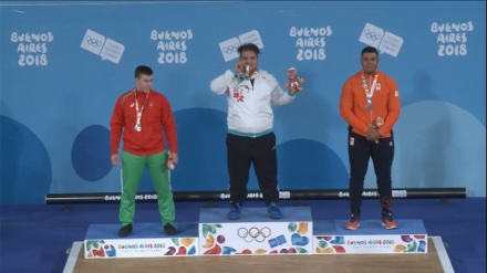 Iranian weightlifter wins gold at Youth Olympic Games 