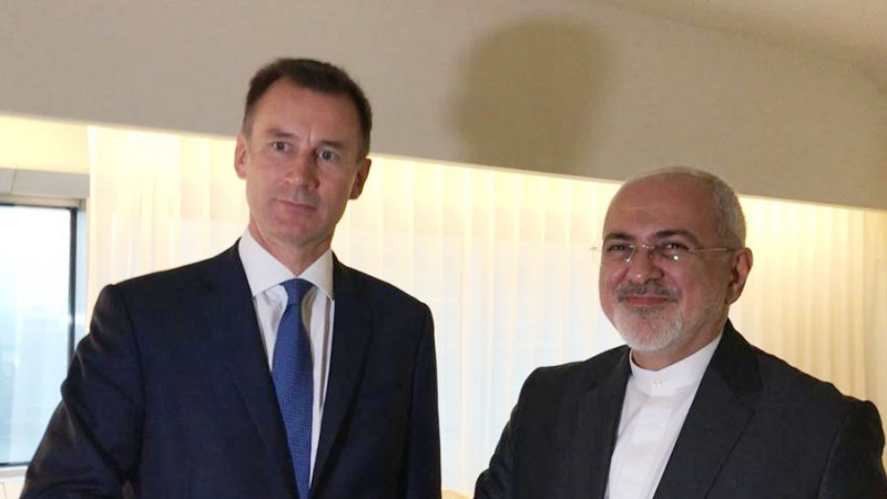 Iranpress: Iran, UK FMs to meet in Tehran on Monday
