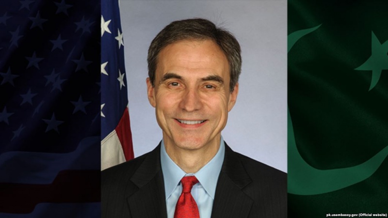 Iranpress: Pakistan summons US envoy to protest trump