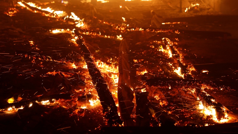 Iranpress: Thousands flee rampant wildfires in Northern California 