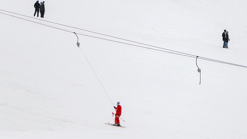 Iranpress: Photo: Fereydunshahr (Isfahan) ski resort in central Iran