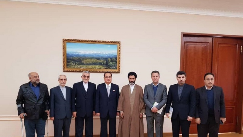 Iranpress: Iranian Friendship Delegation meets North Korean officials