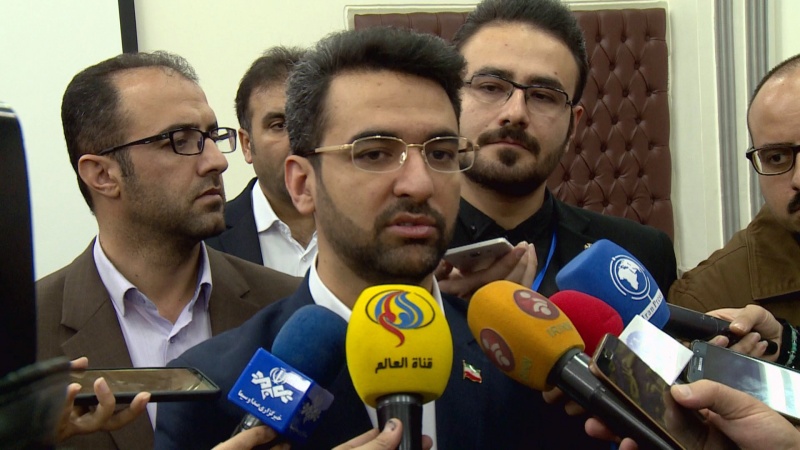Iranpress: ICT minister praises Iran space industry achievements 
