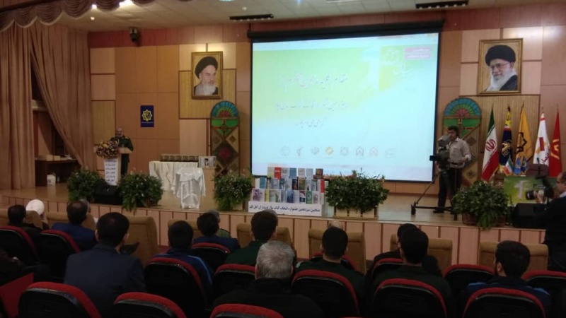 Iranpress: 13th IRGC books festival holds in Tehran