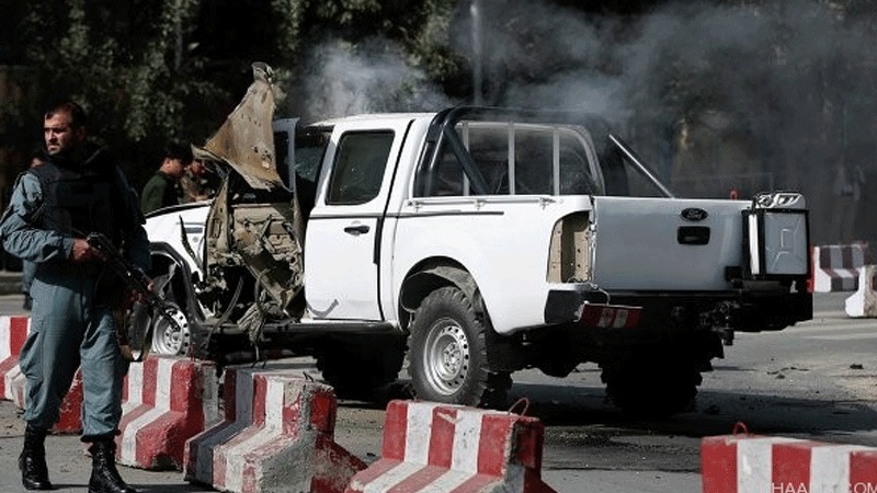 Iranpress: Attackers use magnetic bomb to target police vehicle in Kabul 