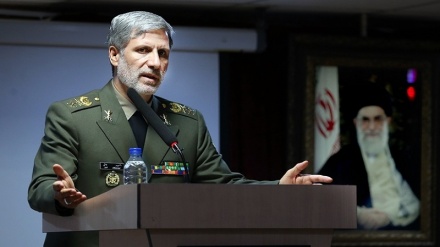 Def. Minister: Iran power for peace and security