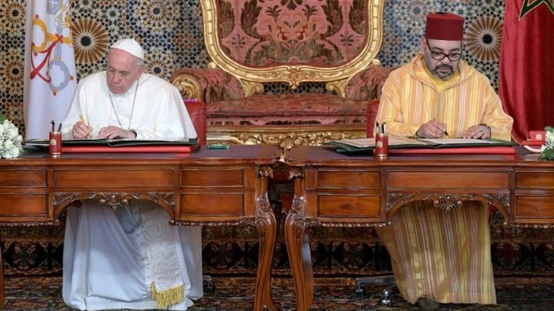Iranpress: Al-Quds, a common heritage of all religions: Pope 