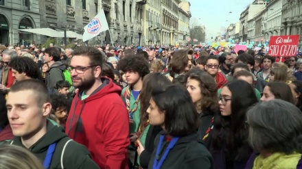 Tens of thousands stage anti-racism march in Milan