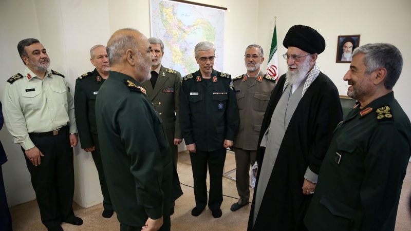 New top commander of the Islamic Revolution Guards Corps officially ...