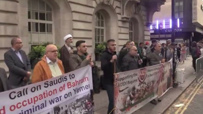 Iranpress: Londoners protest against Saudi mass beheading