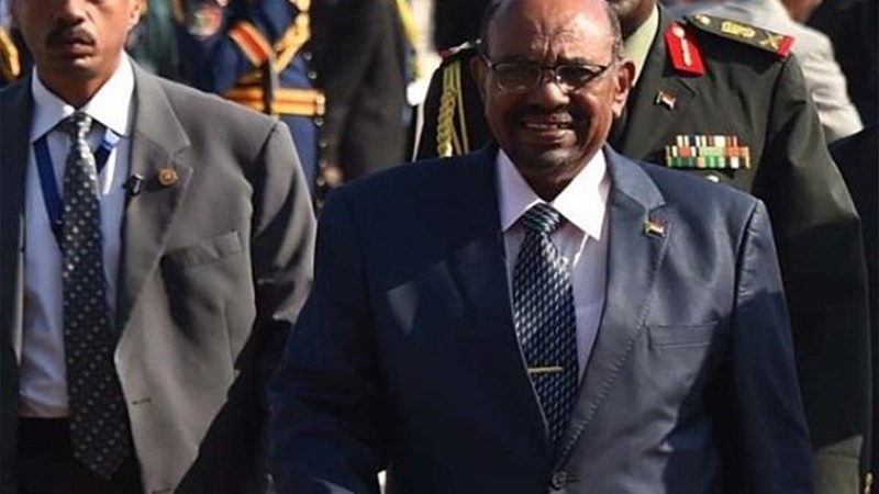 Iranpress: تنحي الرئيس السوداني 