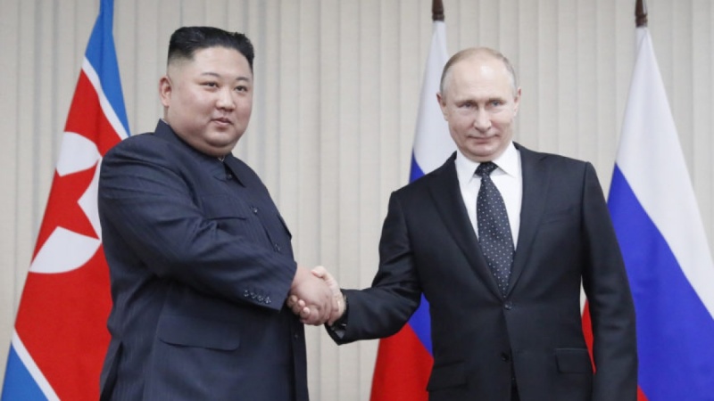 Iranpress: بوتين: زيارة الزعيم الكوري الشمالي إلى روسيا ستساعد على تسوية أزمة شبة الجزيرة الكورية