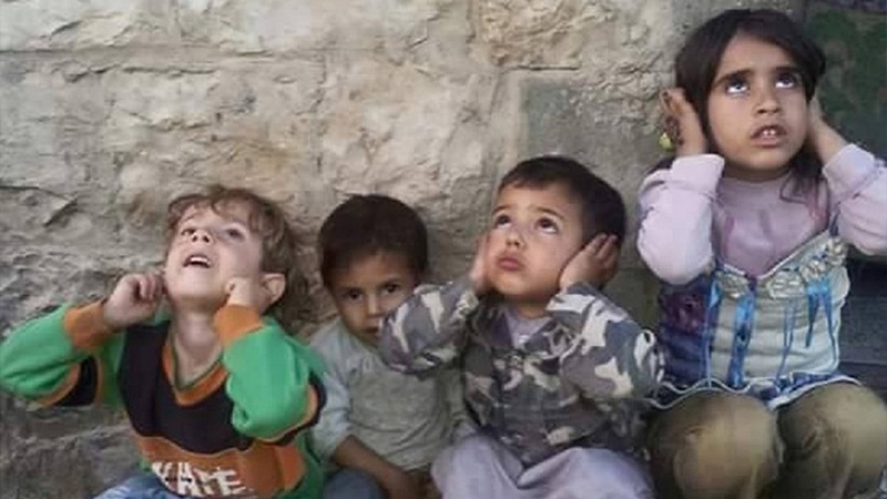 Iranpress: مقتل طفل يمني بنيران مرتزقة الجيش السعودي