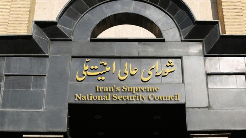 Iranpress: إيران تخفض بعض تعهداتها في إطار الإتفاق النووي