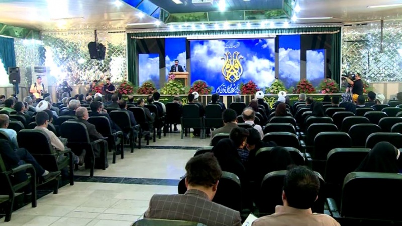 Iranpress: Tehran holds 27th international Quran exhibition