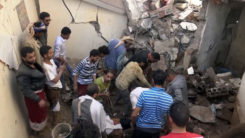 Iranpress: مقتل واصابة عشرات المدنيين في هجوم للتحالف السعودي على صنعاء
