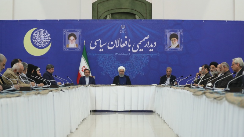 Iranpress: الرئيس روحاني: لا مكان للإستسلام في ثقافة ودين الإيرانيين