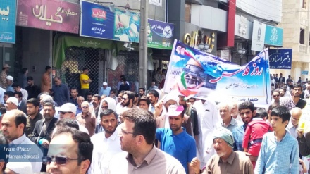 Photo: People in Zahedan take part in '2019 International Quds Day' rally
