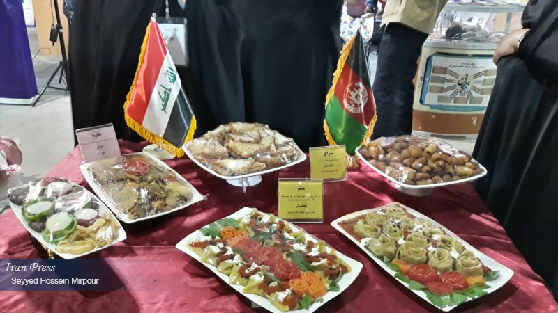 Iranpress: إنطلاق أول مهرجان لـ"أطعمة الدول الإسلامية" في مشهد