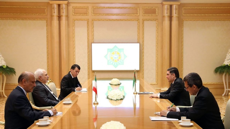 Iranpress: Iran and Turkmenistan discuss bilateral relations