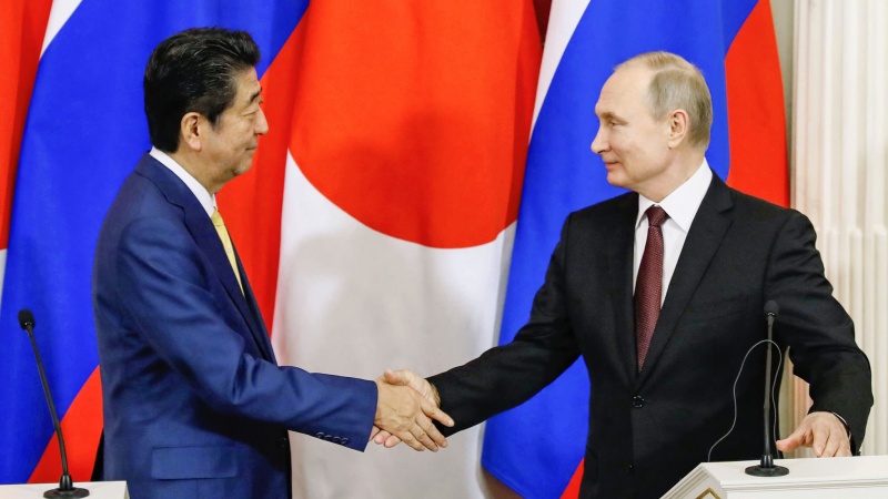 Iranpress: Putin, Abe to meet in Osaka in late June - Lavrov