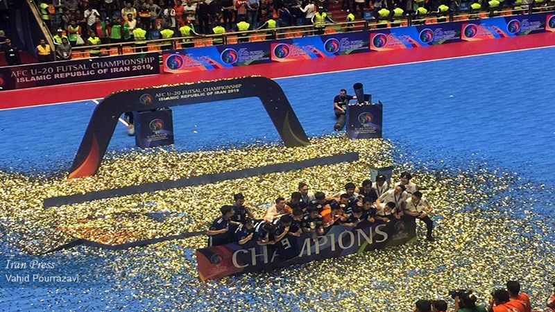 Iranpress: Japan wins AFC U-20 Futsal Championship in Iran Tabriz  