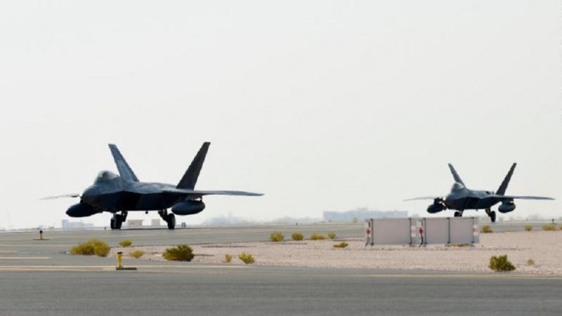 US F-22 in Qatar airbase