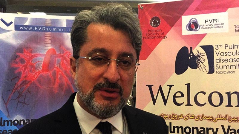Iranpress: Turkish surgeon hails Iran
