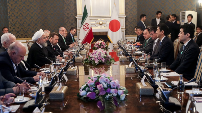 Iranpress: President Rouhani: Iran is keen on developing ties with Japan