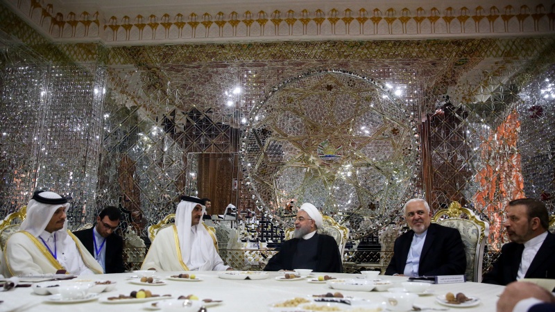 Iranpress: روحاني: طهران تريد تنمية علاقاتها أكثر مع الدوحة